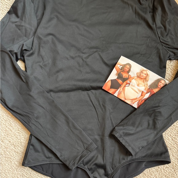 Sculpting Body Suit | Long Sleeve Plunge Thong - Picture 3 of 4